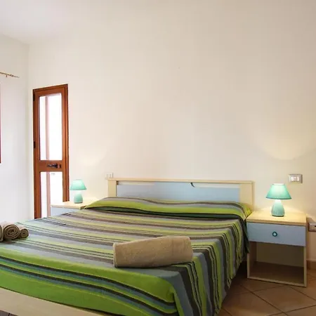 Le Gemelle Di Cairoli * Santa Teresa Gallura