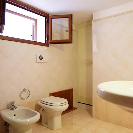 Le Gemelle Di Cairoli Santa Teresa Gallura