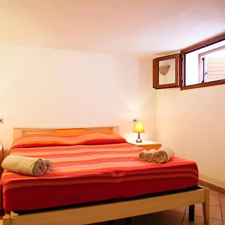 Le Gemelle Di Cairoli * Santa Teresa Gallura