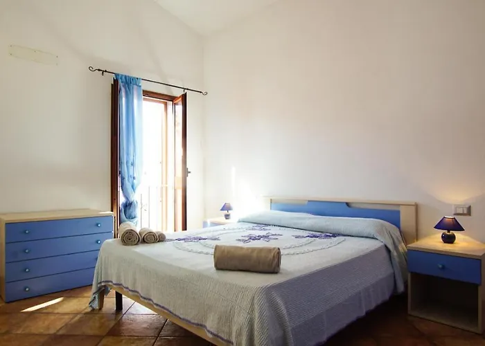 Le Gemelle Di Cairoli 公寓 *