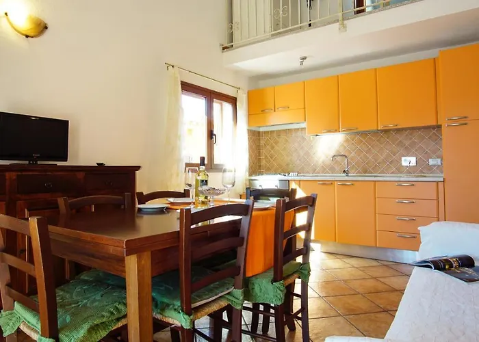 Le Gemelle Di Cairoli アパート サンタ・テレーザ・ガッルーラ