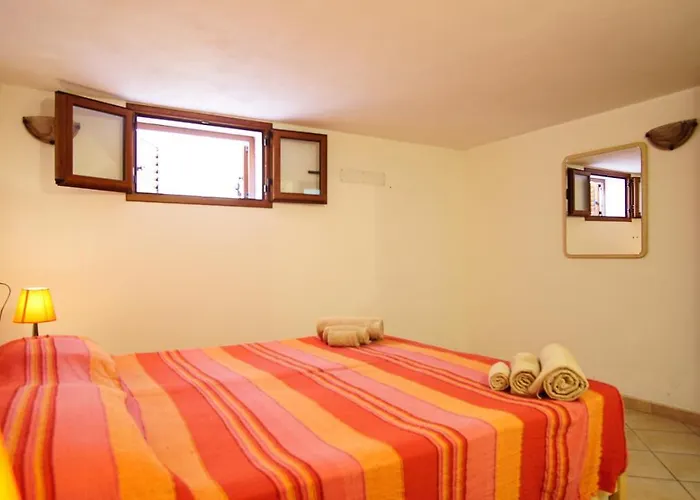 アパート Le Gemelle Di Cairoli サンタ・テレーザ・ガッルーラ