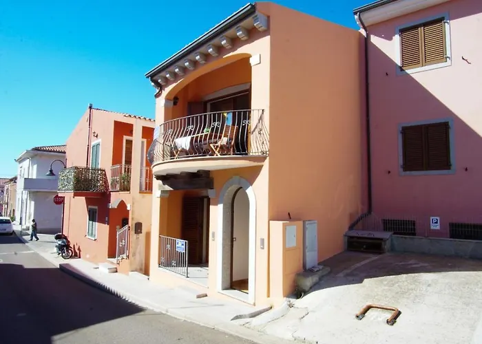 Le Gemelle Di Cairoli サンタ・テレーザ・ガッルーラ